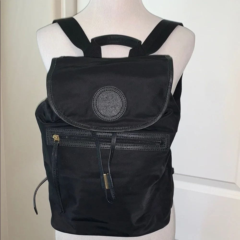 TORY BURCH GORGEOUS DRAWSTRING NYLON MAGNET CLOSE JET BLACK BACKPACK